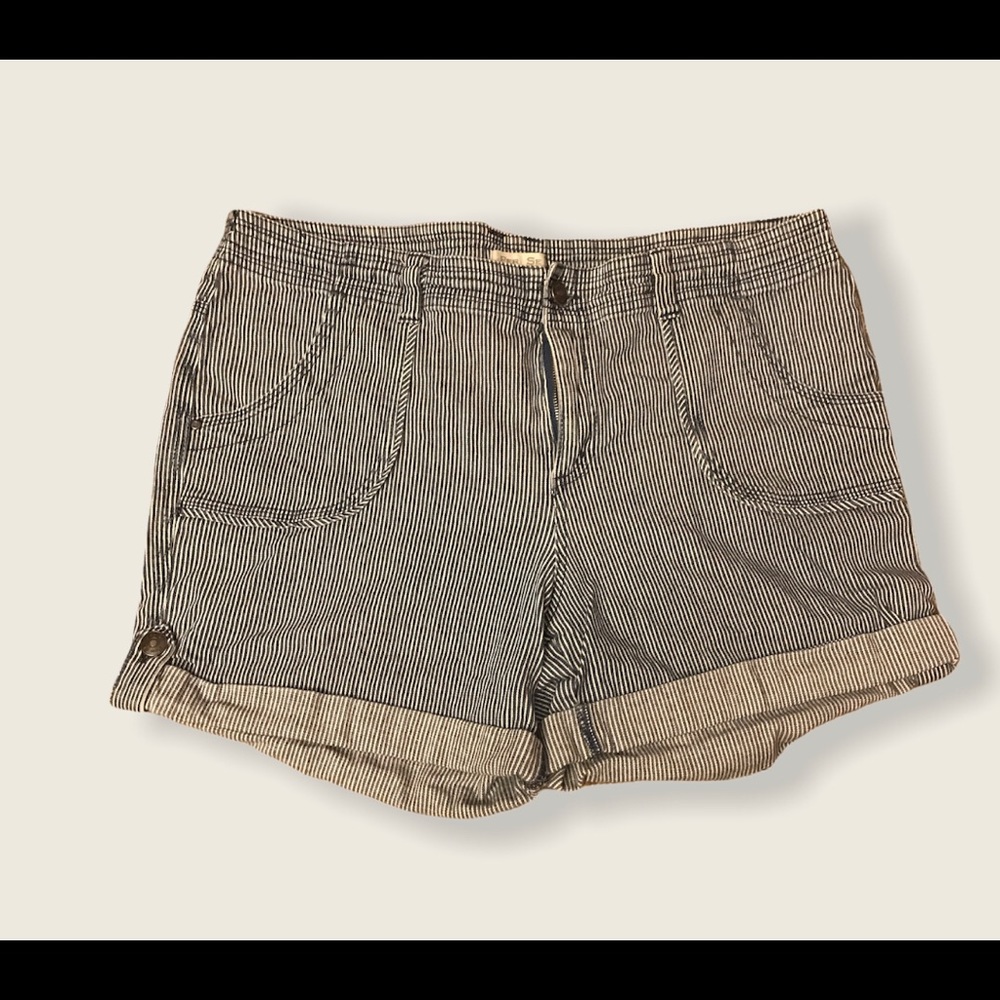 blue and white ribbed shorts